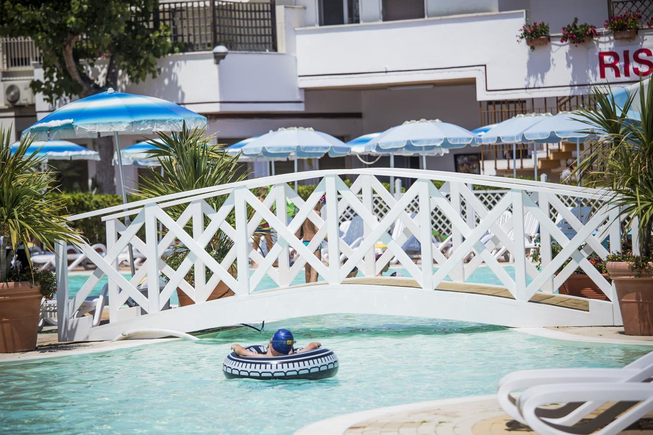 Riva Nuova Camping Village Martinsicuro Extérieur photo